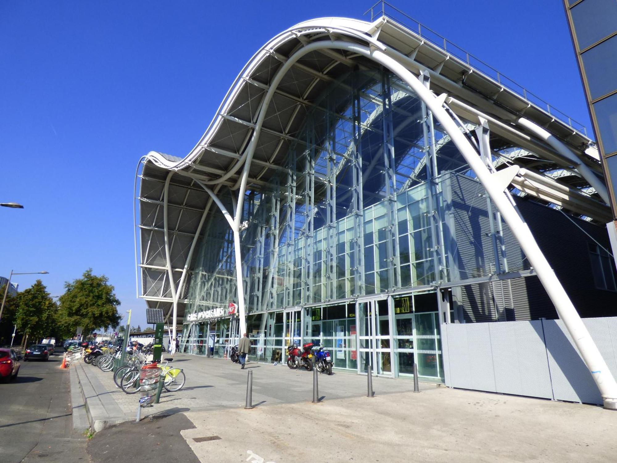 37M2 Lumineux Face Gare Sncf, Wifi Et Cafe Et The Offerts Lägenhet Orléans Exteriör bild